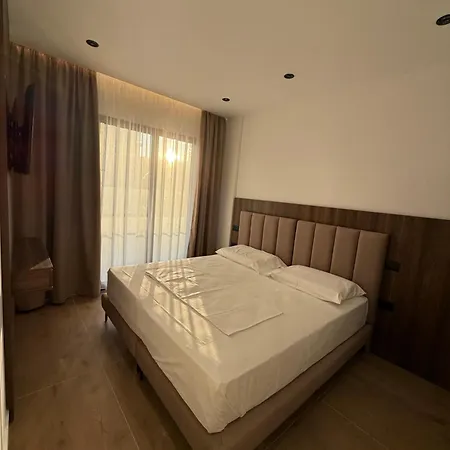 Imperial Hotel Spille