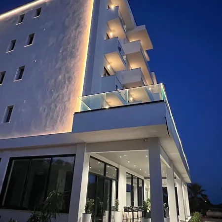 Imperial 4*